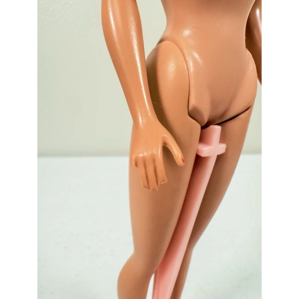 Barbie she did